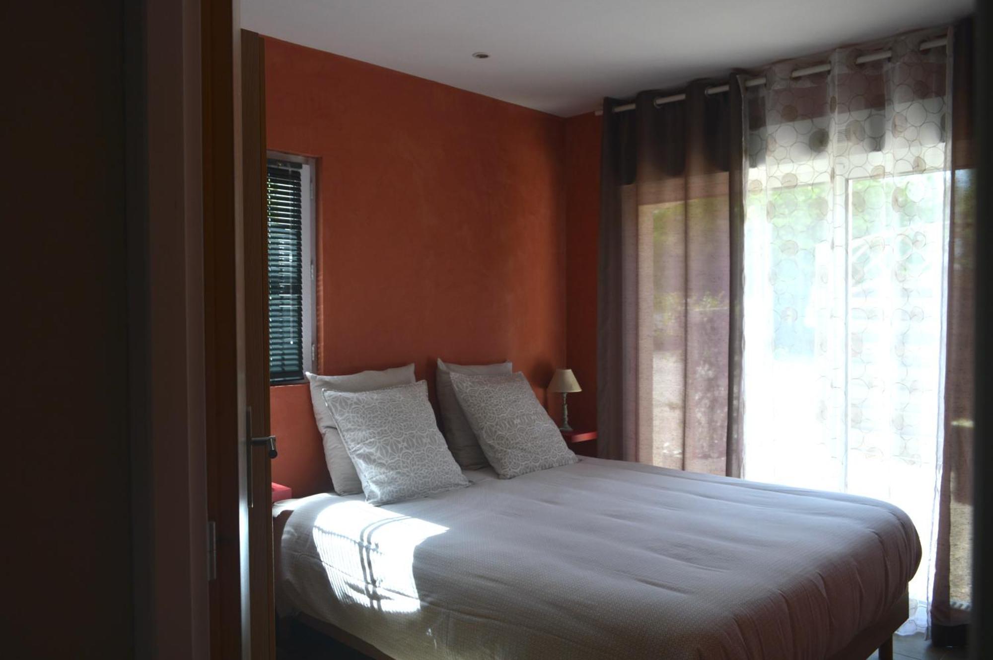 Au Coeur Du Bien-Etre, Gite Avec Piscine Chauffee Et Couverte, Spa, Sauna, Massages Monteaux Exterior foto